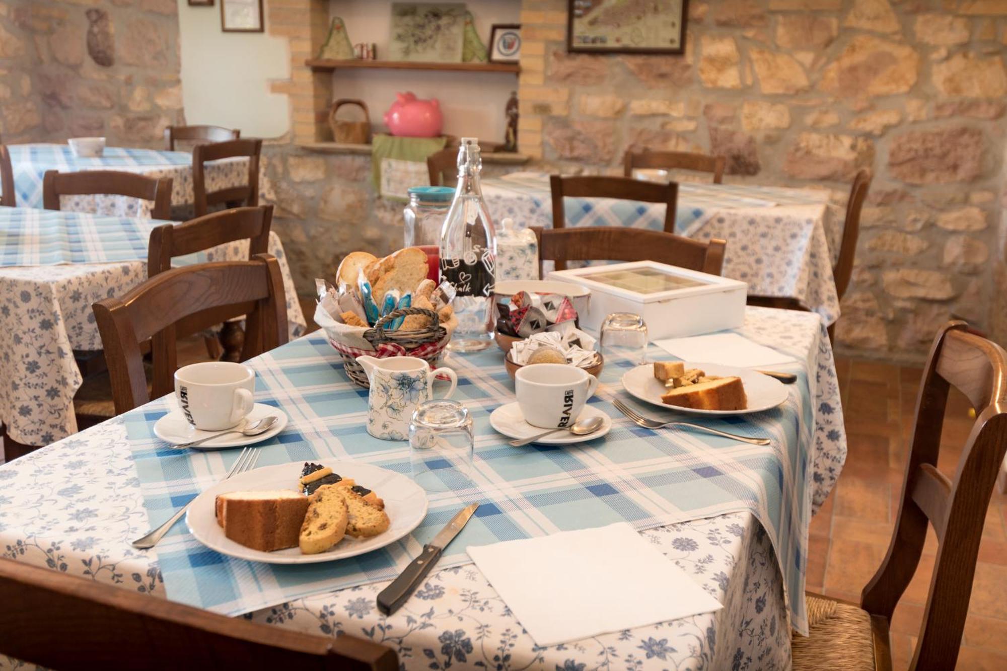 Bed and Breakfast La Piaggia Assisi Esterno foto