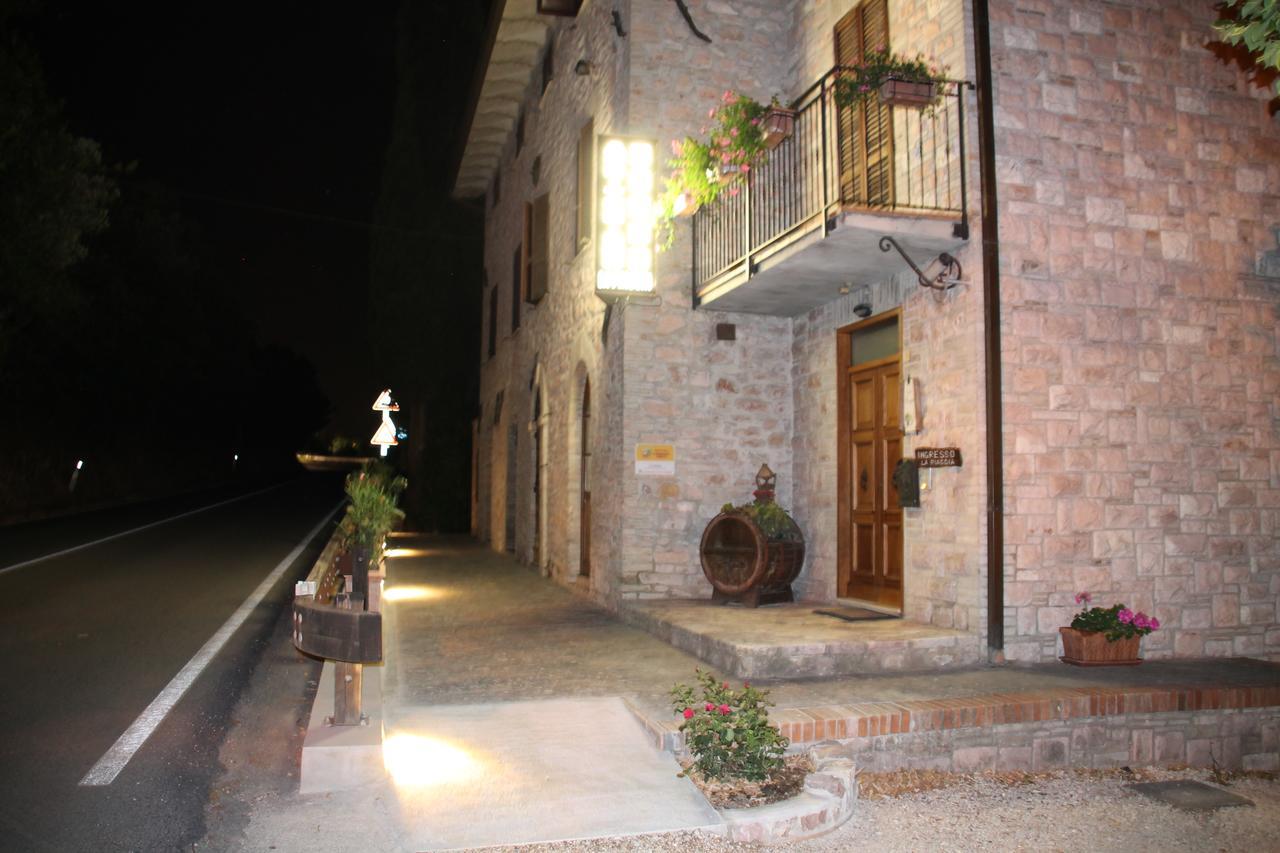 Bed and Breakfast La Piaggia Assisi Esterno foto
