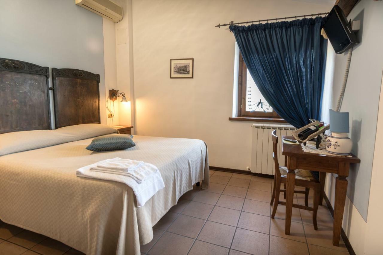 Bed and Breakfast La Piaggia Assisi Esterno foto