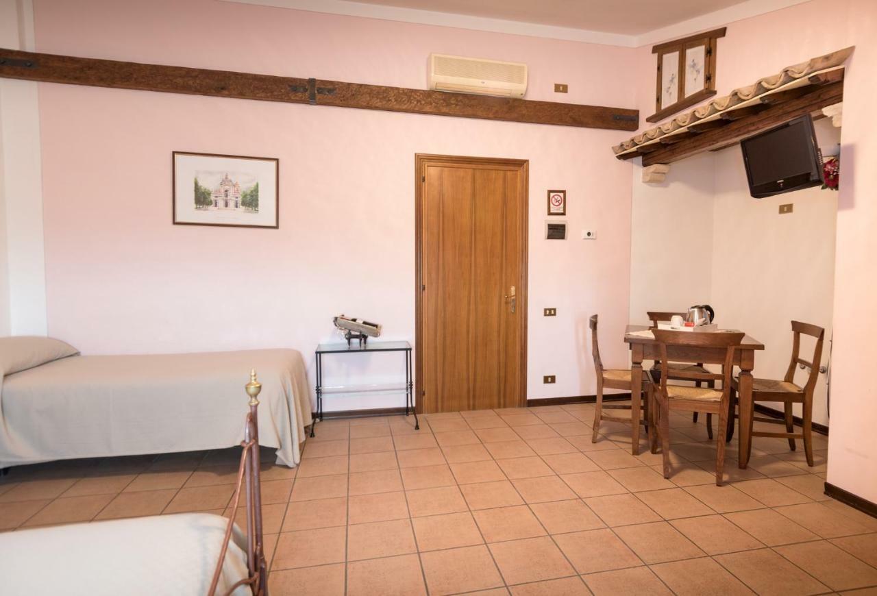 Bed and Breakfast La Piaggia Assisi Esterno foto