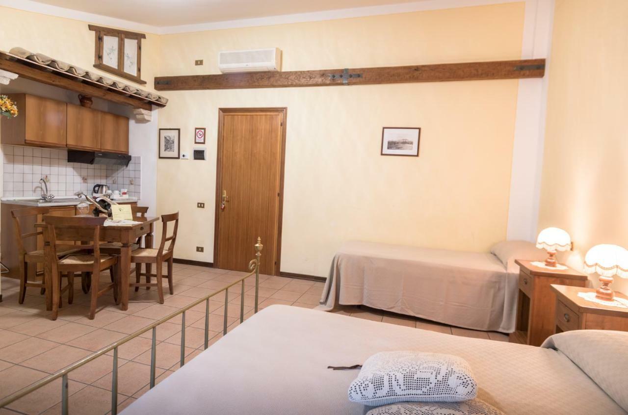 Bed and Breakfast La Piaggia Assisi Esterno foto